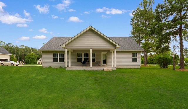 385 Highway 915, Loris, SC 29569
