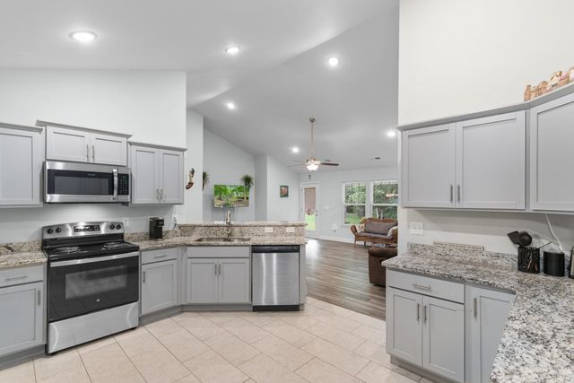 385 Highway 915, Loris, SC 29569
