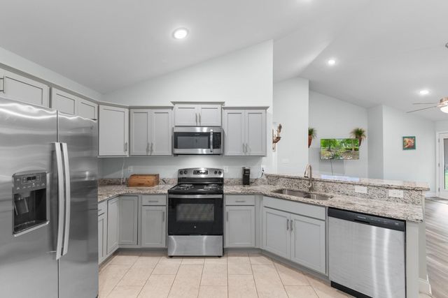 385 Highway 915, Loris, SC 29569