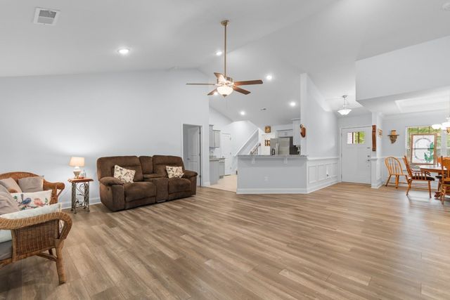 385 Highway 915, Loris, SC 29569