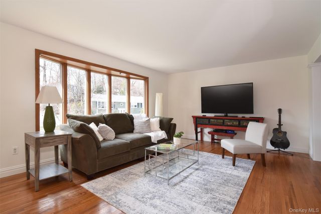 4 Willow Lane, Irvington, NY 10533