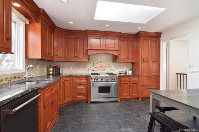 4 Willow Lane, Irvington, NY 10533