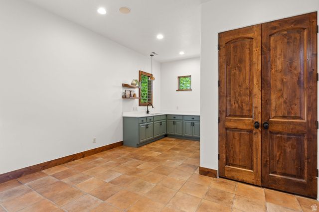 2334 LEDA LN, Santa Clara, UT 84765