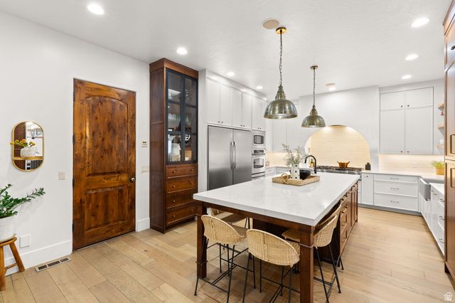 2334 LEDA LN, Santa Clara, UT 84765
