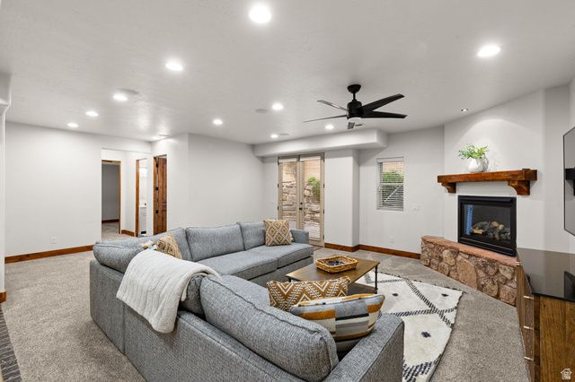 2334 LEDA LN, Santa Clara, UT 84765