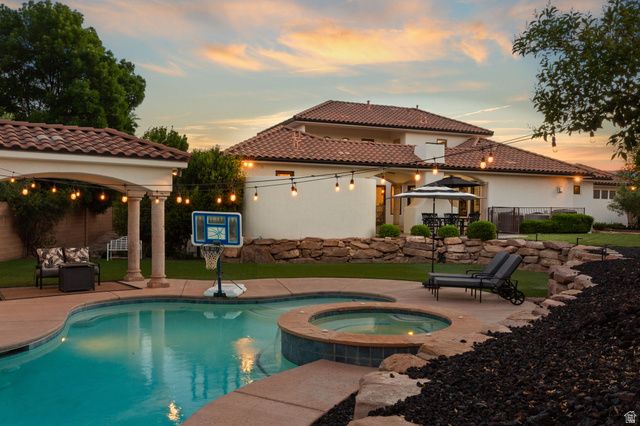 2334 LEDA LN, Santa Clara, UT 84765