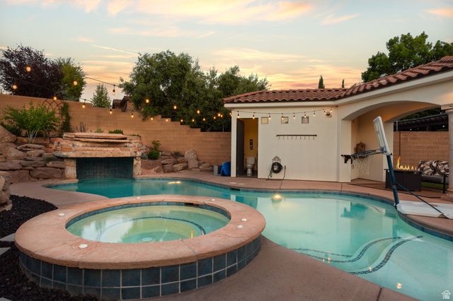 2334 LEDA LN, Santa Clara, UT 84765