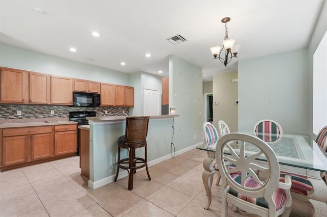 2551 Creekside Drive, Fort Pierce, FL 34981