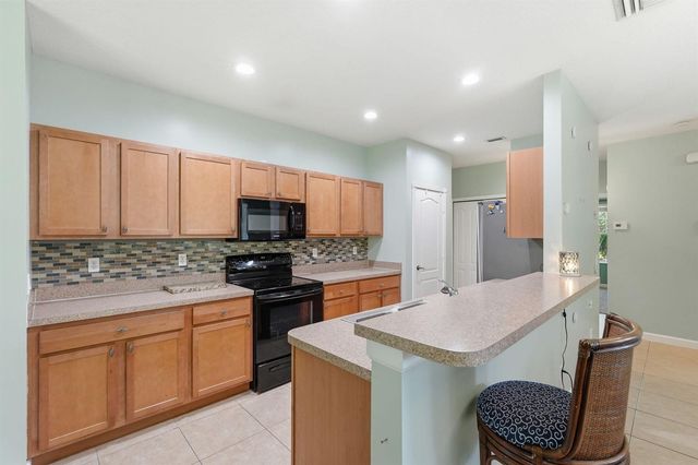 2551 Creekside Drive, Fort Pierce, FL 34981