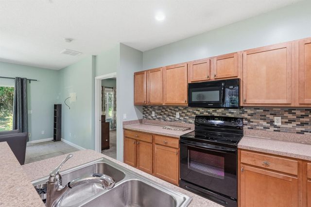 2551 Creekside Drive, Fort Pierce, FL 34981