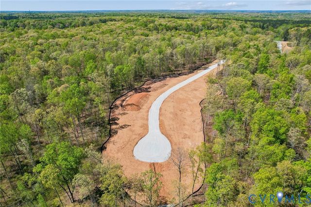 2586 Maidens Rd, Powhatan, VA 23139