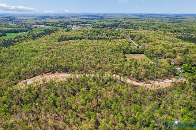 2586 Maidens Rd, Powhatan, VA 23139