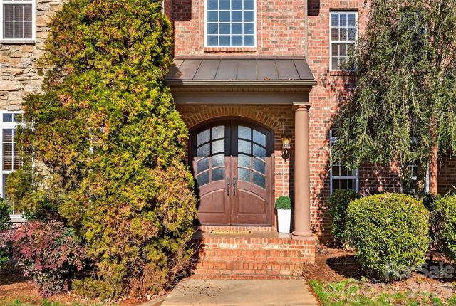 6565 Robin Hollow Drive, Mint Hill, NC 28227