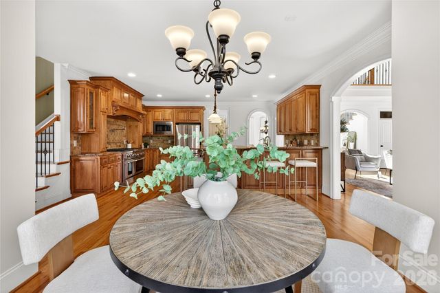 6565 Robin Hollow Drive, Mint Hill, NC 28227