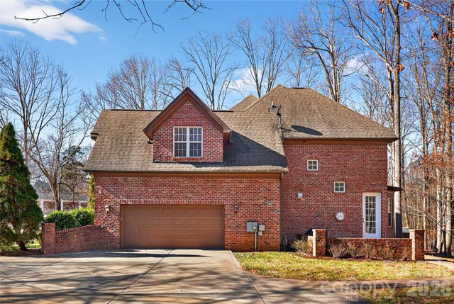 6565 Robin Hollow Drive, Mint Hill, NC 28227