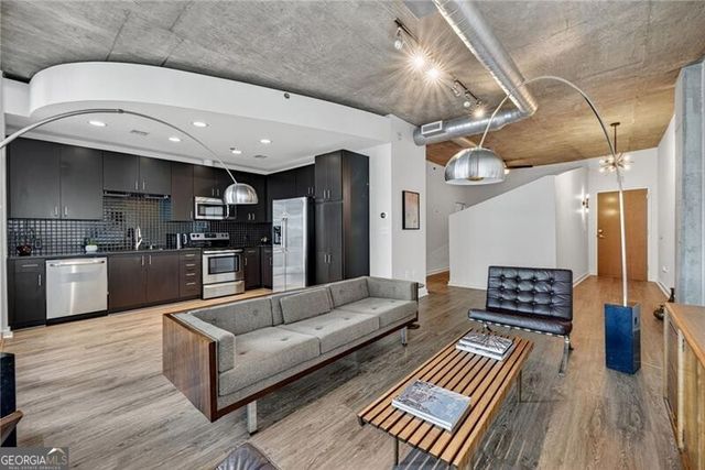 923 Peachtree Street 925, Atlanta, GA 30309