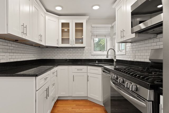 773 Boston St 773, Lynn, MA 01905