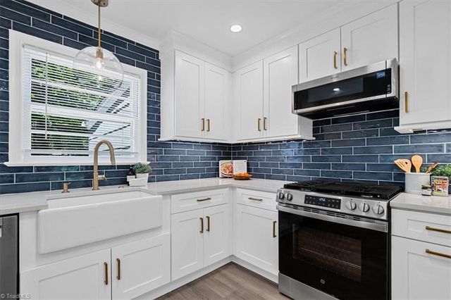 2703 Rockwood Road, Greensboro, NC 27408