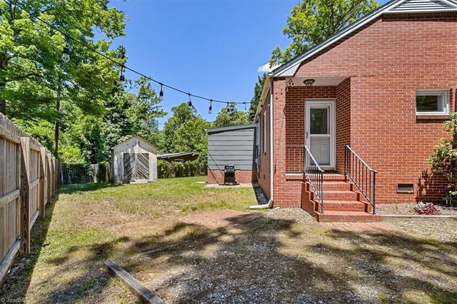 2703 Rockwood Road, Greensboro, NC 27408