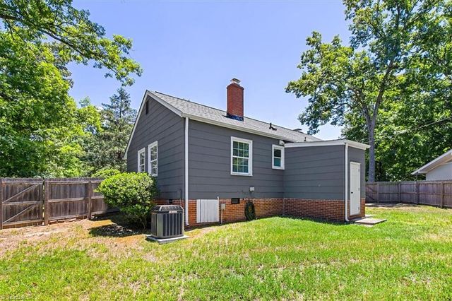 2703 Rockwood Road, Greensboro, NC 27408
