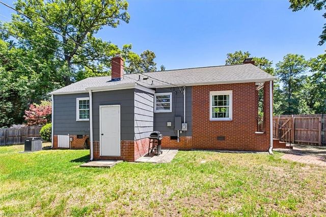 2703 Rockwood Road, Greensboro, NC 27408