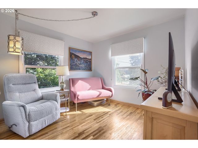 108 Ne 19TH Ave, Camas, WA 98607