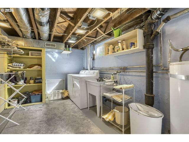 108 Ne 19TH Ave, Camas, WA 98607