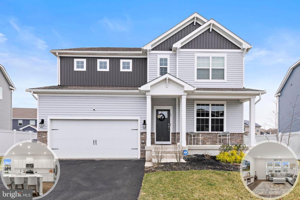 15 HOLLOWAY AVE, Manahawkin, NJ 08050