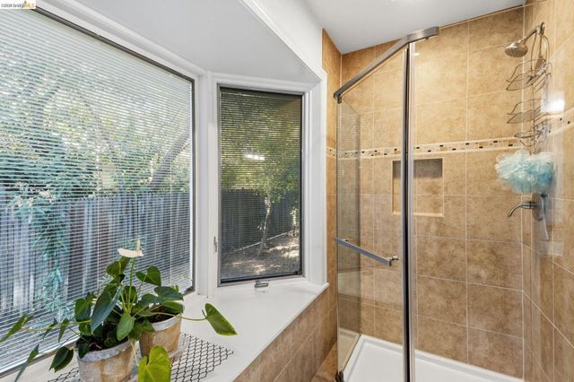 5075 Alhambra Valley Rd, Martinez, CA 94553