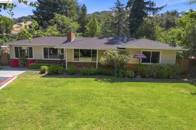 5075 Alhambra Valley Rd, Martinez, CA 94553