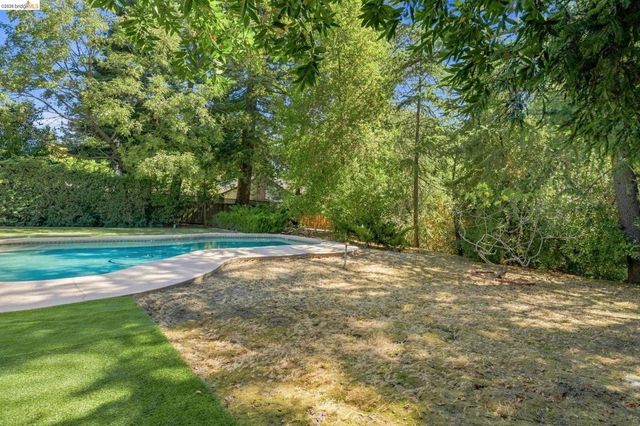 5075 Alhambra Valley Rd, Martinez, CA 94553