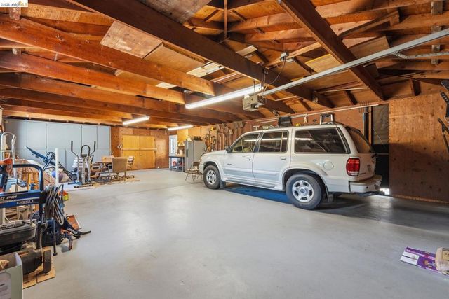 5075 Alhambra Valley Rd, Martinez, CA 94553