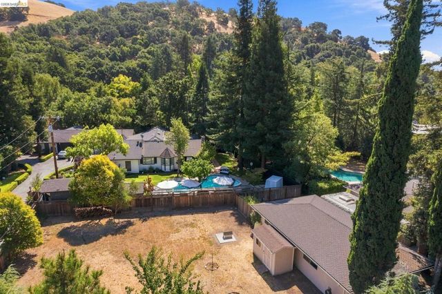 5075 Alhambra Valley Rd, Martinez, CA 94553