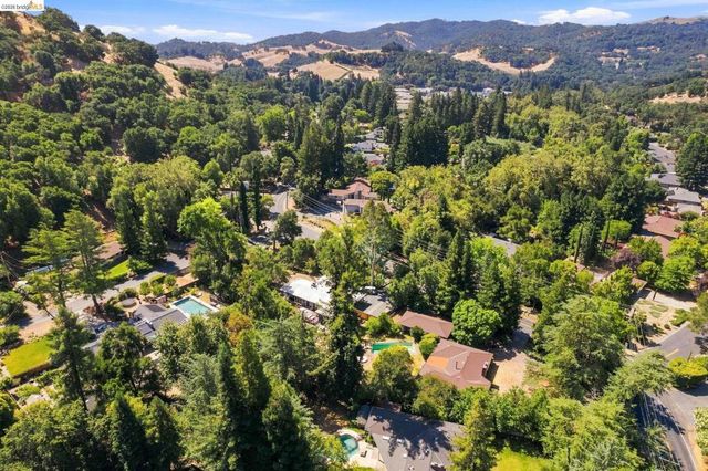 5075 Alhambra Valley Rd, Martinez, CA 94553