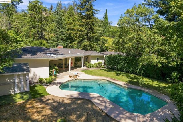 5075 Alhambra Valley Rd, Martinez, CA 94553
