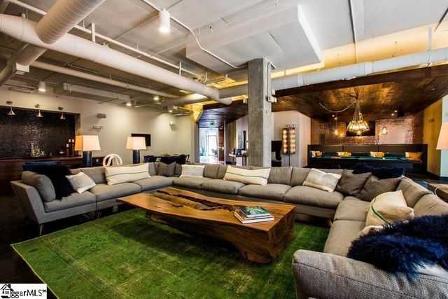 212 E Broad Street, Greenville, SC 29601