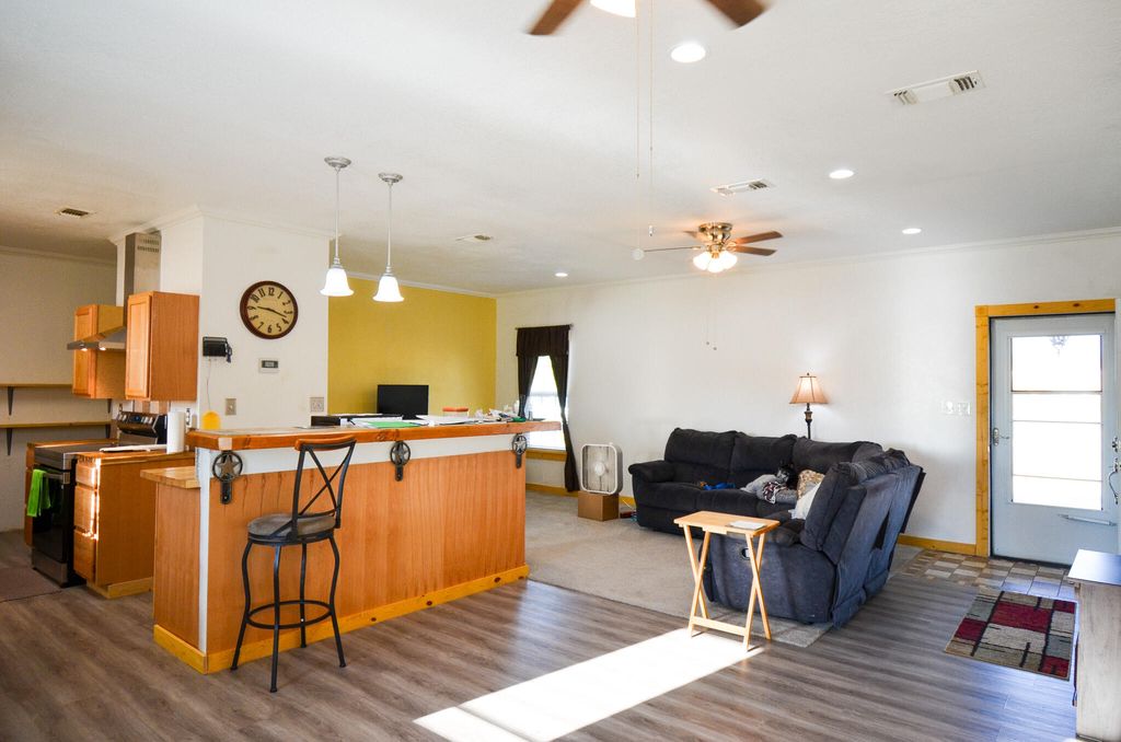 Image 10 of property listing at 8682 Petunia Avenue, San Angelo, TX 76901