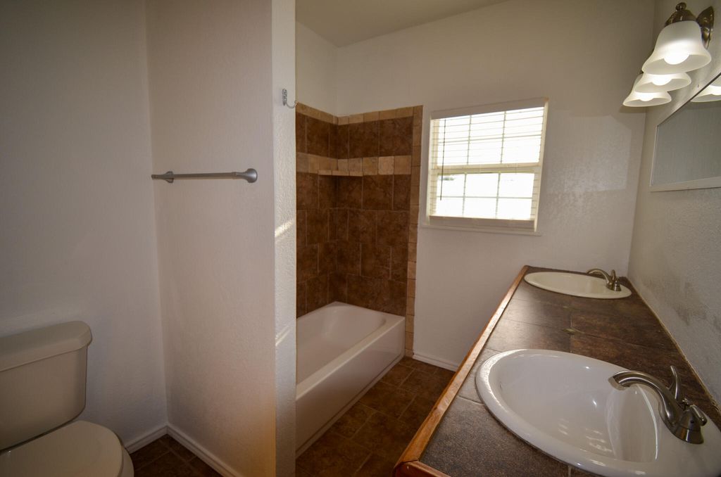 Image 34 of property listing at 8682 Petunia Avenue, San Angelo, TX 76901