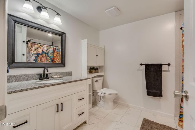 638 South Elm Avenue, Erwin, TN 37650