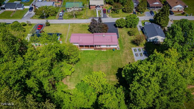 638 South Elm Avenue, Erwin, TN 37650