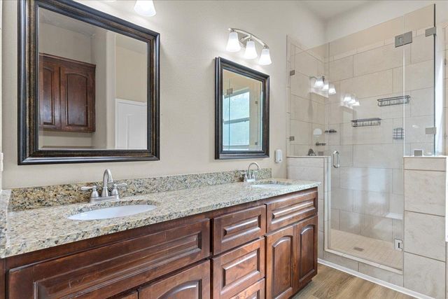 163 Puu Waa Waa LN, Bastrop, TX 78602