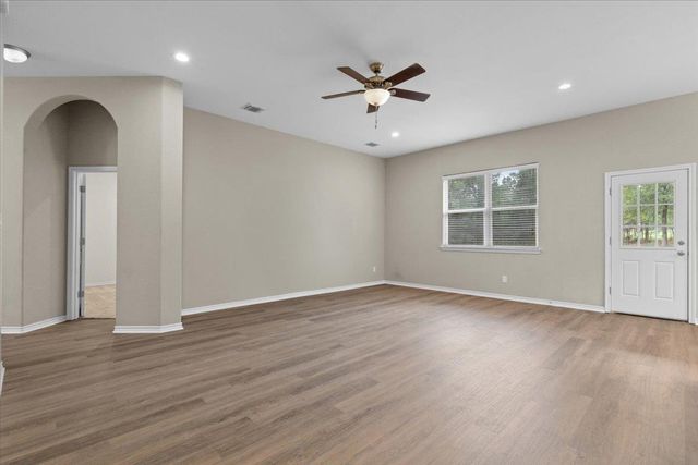 163 Puu Waa Waa LN, Bastrop, TX 78602