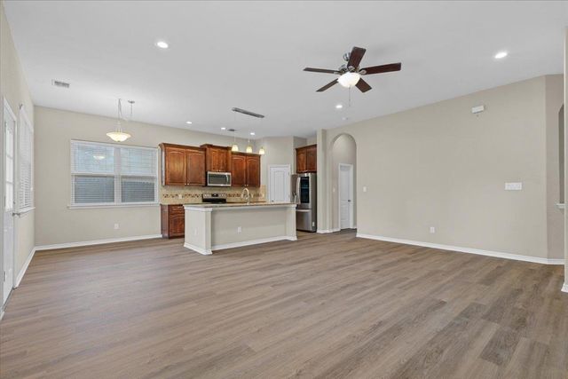 163 Puu Waa Waa LN, Bastrop, TX 78602