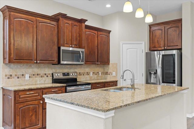 163 Puu Waa Waa LN, Bastrop, TX 78602