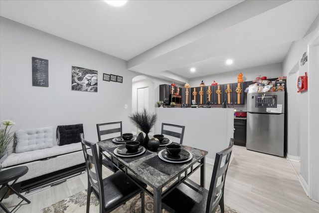 4344 W Lexington Street, Chicago, IL 60623