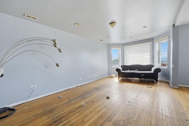 4344 W Lexington Street, Chicago, IL 60623