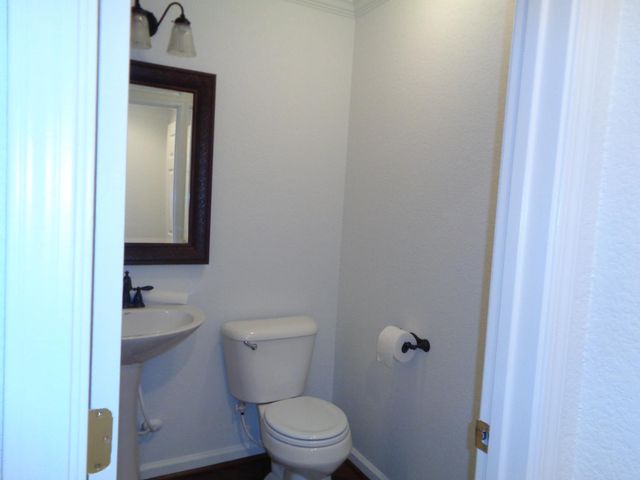 2917 Medinah Way, Modesto, CA 95355