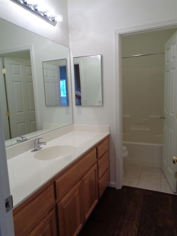 2917 Medinah Way, Modesto, CA 95355