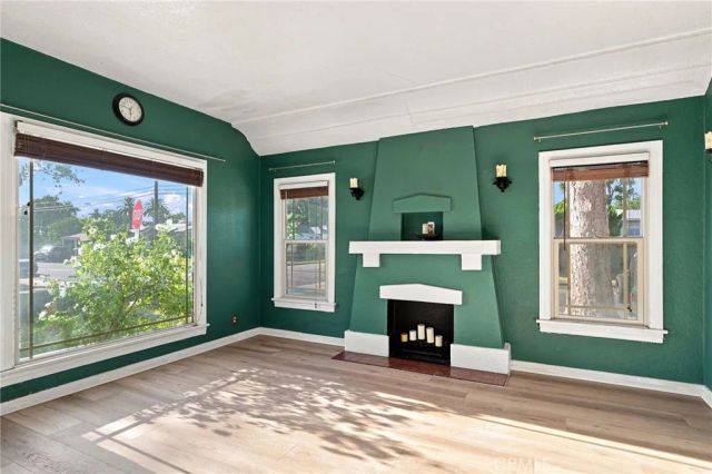 2390 Oregon, Long Beach, CA 90806