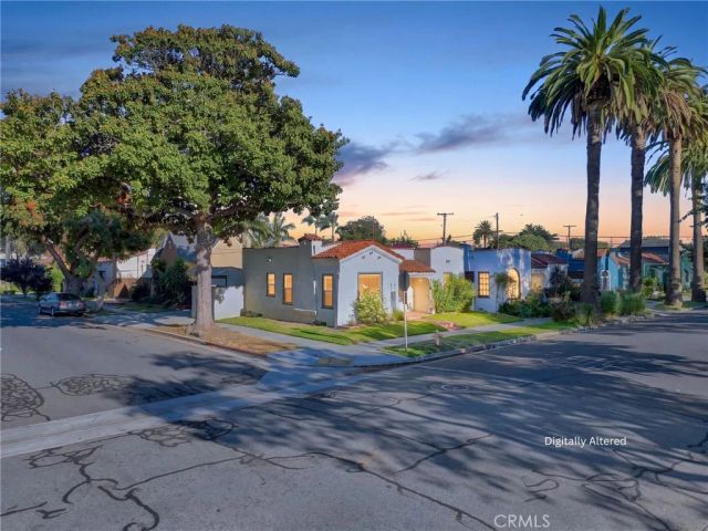 2390 Oregon, Long Beach, CA 90806
